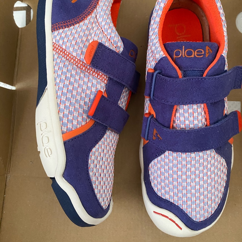 New PLAE Ty sneakers size 2 big kid